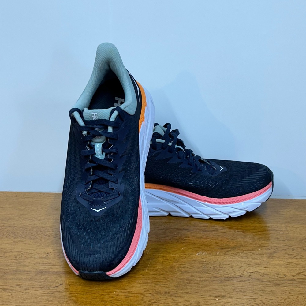 Hoka One One Clifton 7 Wide Womens 8.5 Running Shoes Black Iris 1110535 BIBH
